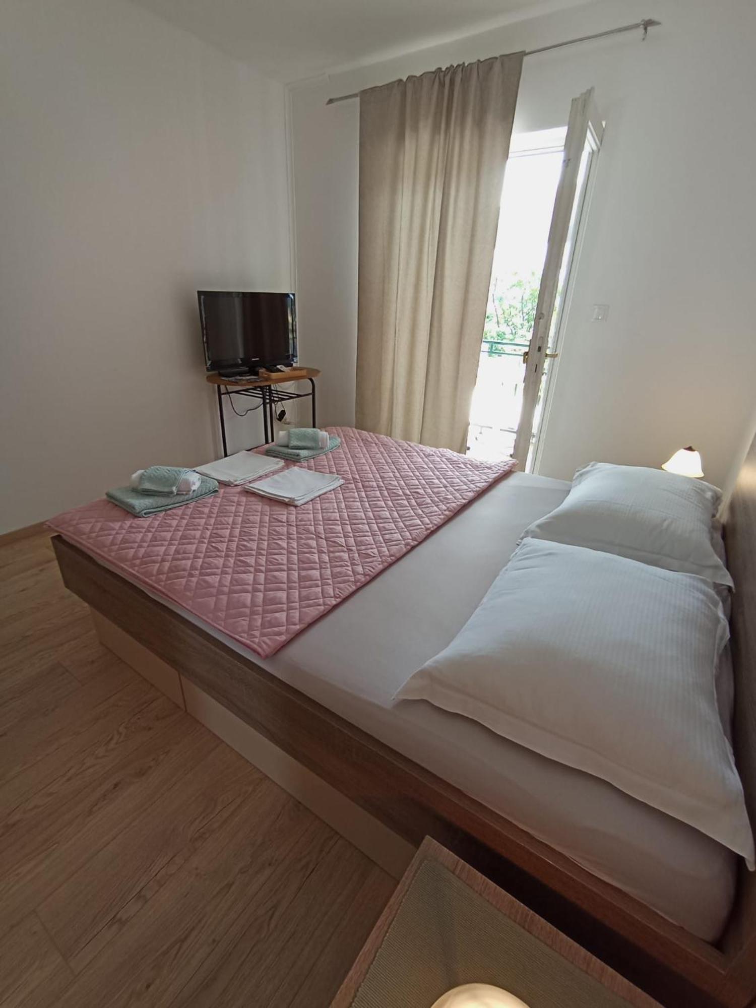 Family Apartments Leona マカルスカ エクステリア 写真