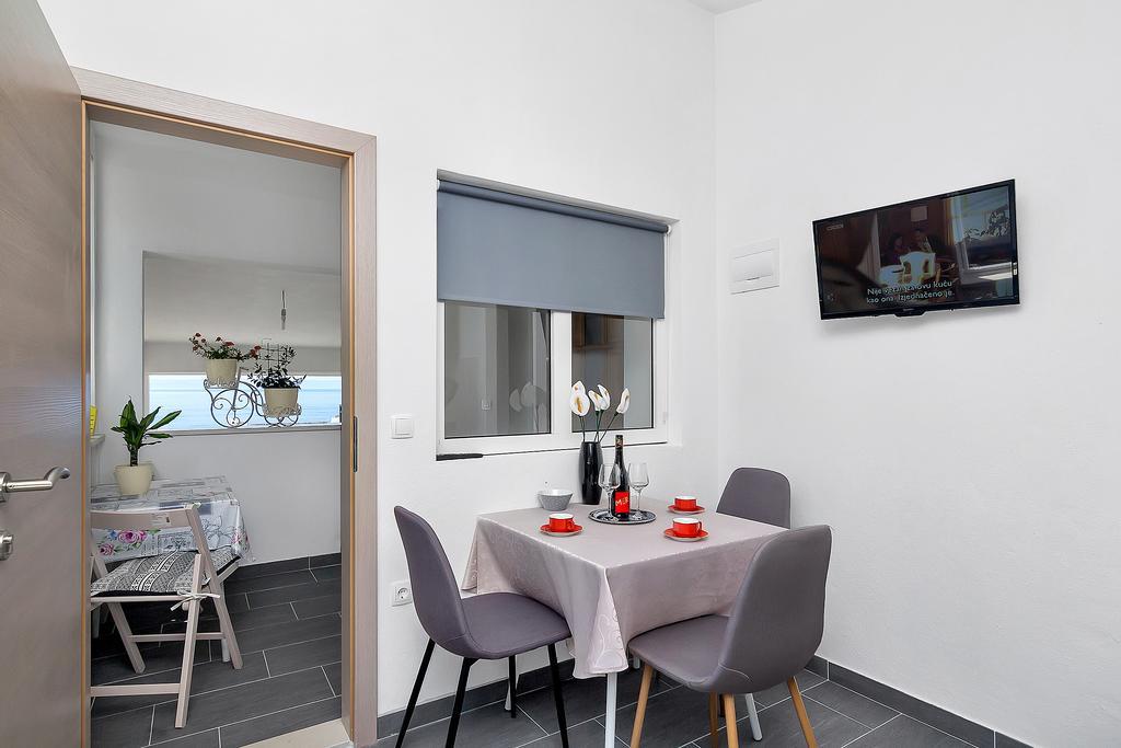 Family Apartments Leona マカルスカ エクステリア 写真