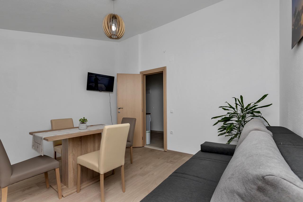 Family Apartments Leona マカルスカ エクステリア 写真