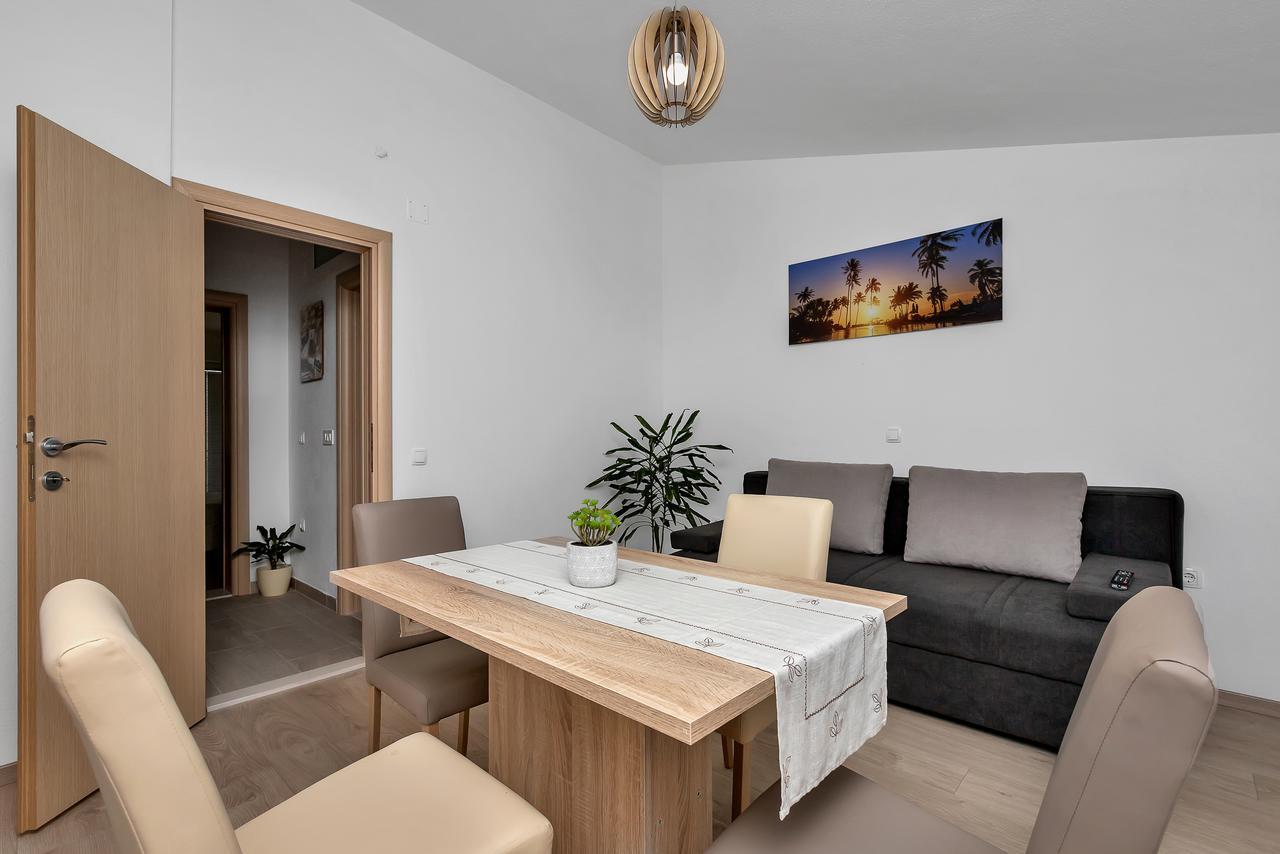 Family Apartments Leona マカルスカ エクステリア 写真