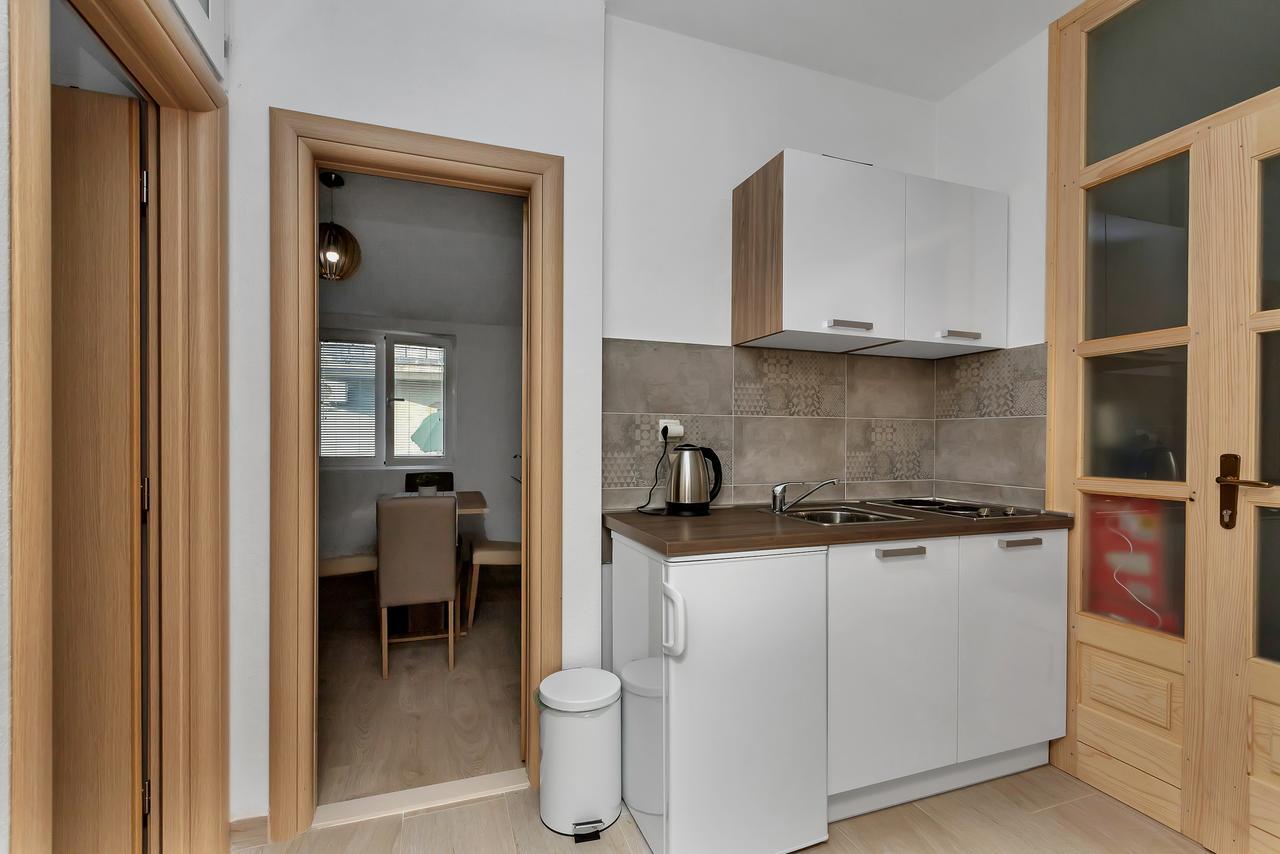 Family Apartments Leona マカルスカ エクステリア 写真